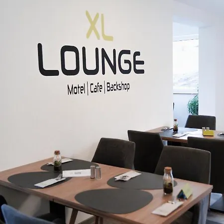 Xl Lounge Motel *